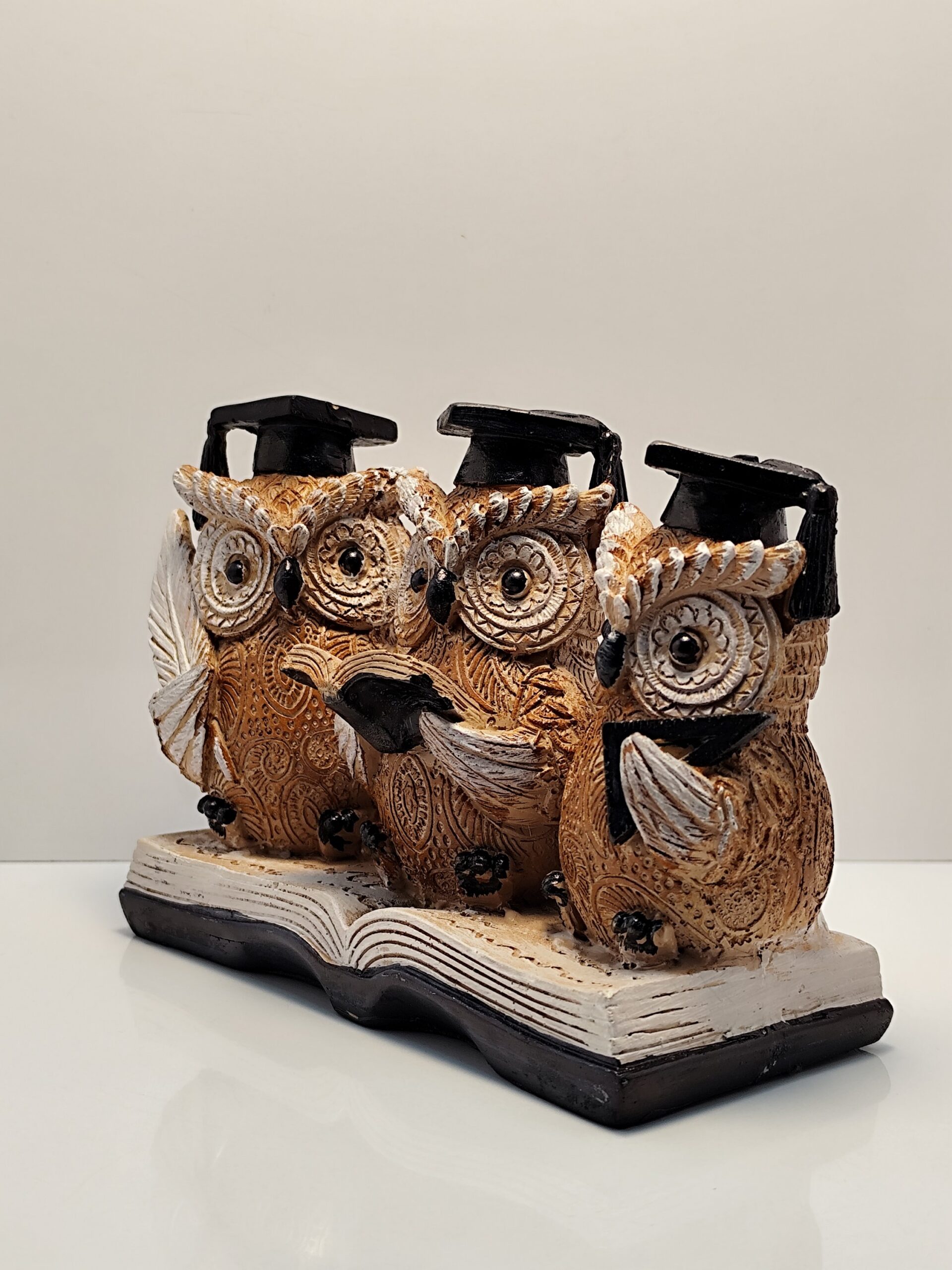 LeafyLuxe "Wise Parliament" – Scholarly Owl Trio Showpiece - Image 2