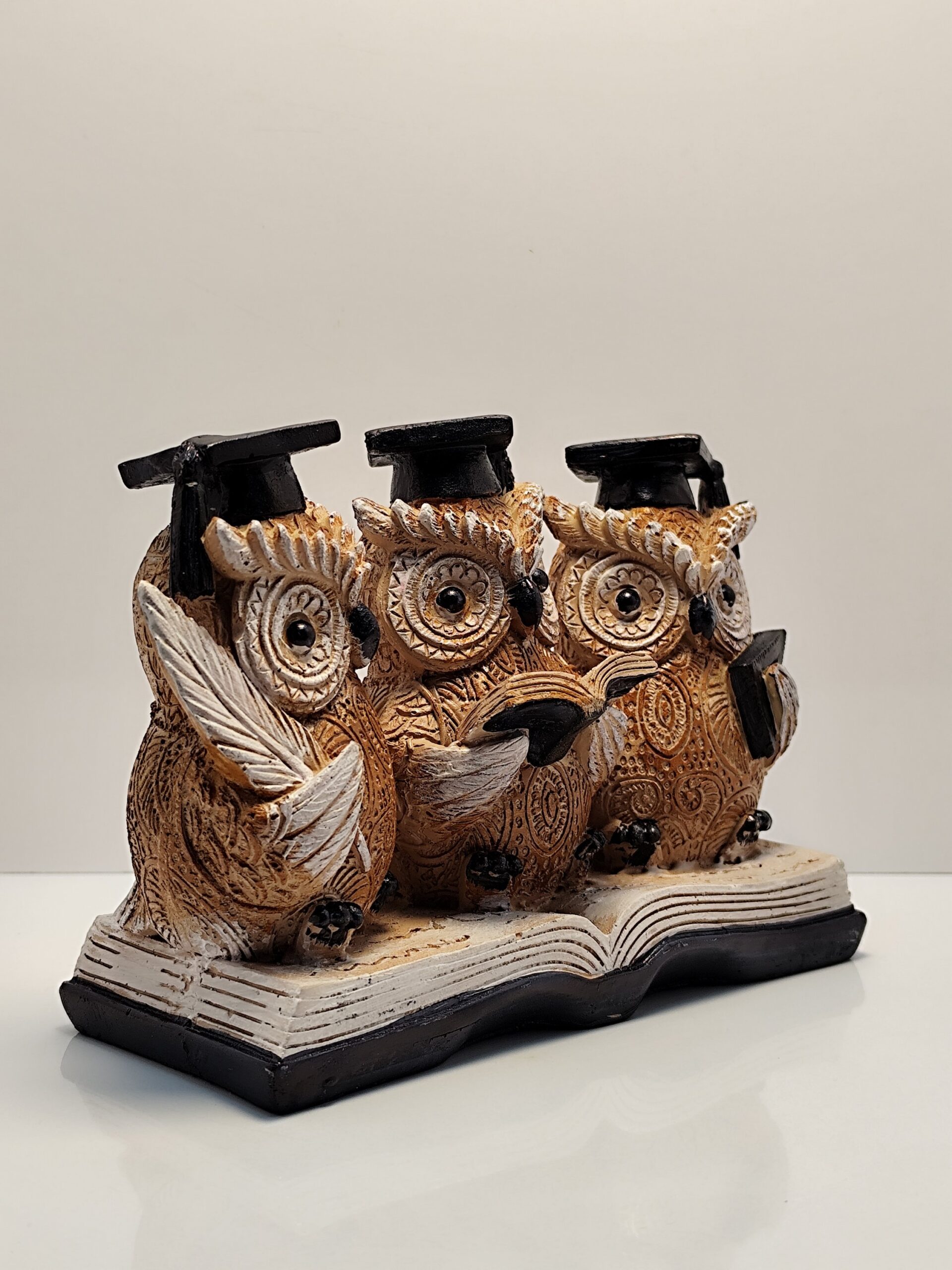 LeafyLuxe "Wise Parliament" – Scholarly Owl Trio Showpiece - Image 3