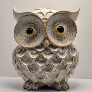 The Majestic Sentinel of Serenity 🦉✨